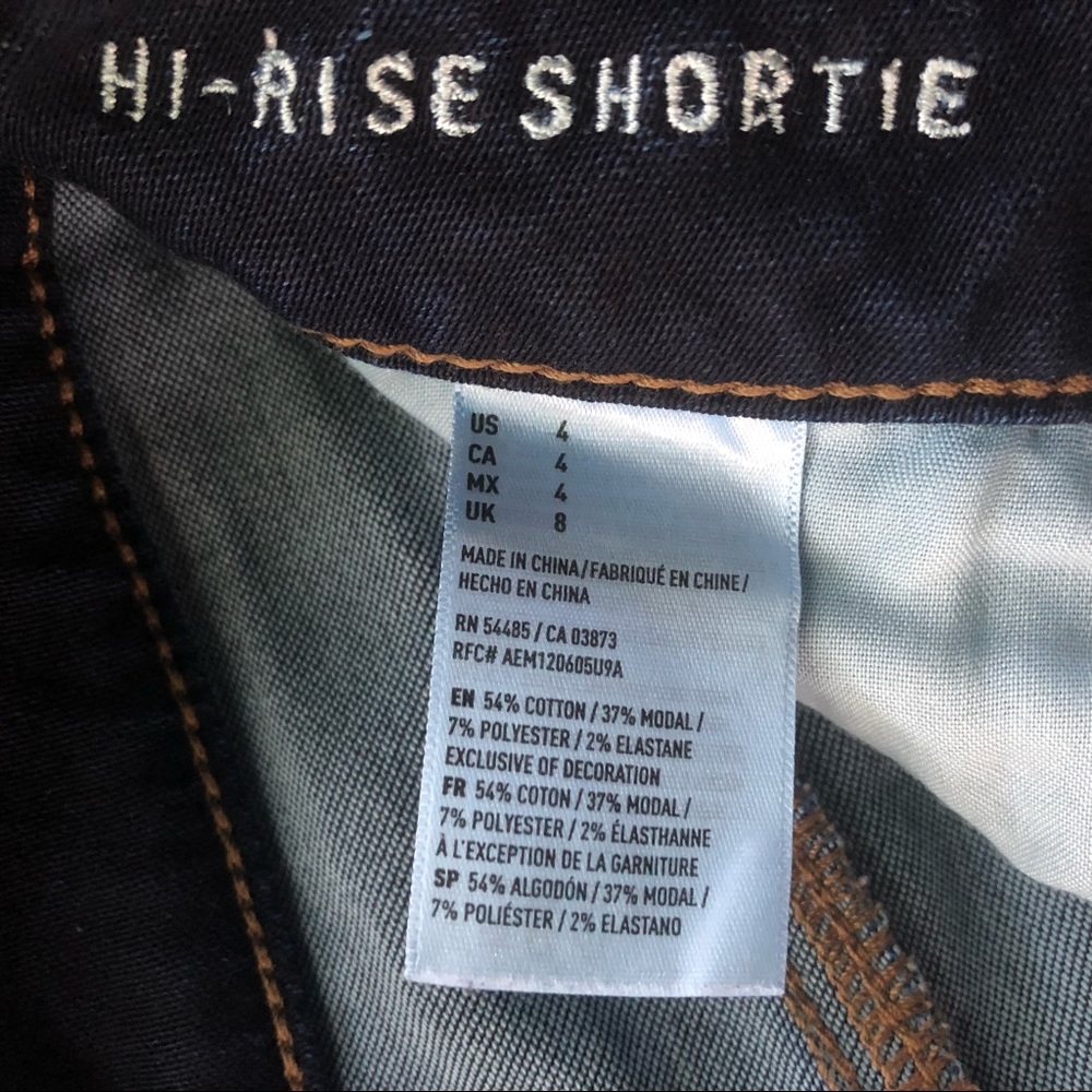 AE Hi-Rise Shortie dark wash shorts size 4 - Picture 6 of 7